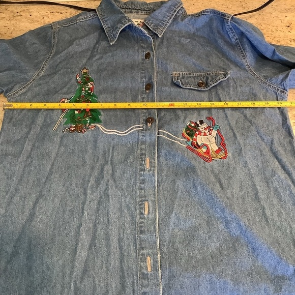 Christmas Denim Shirt Embroidery *Nutcracker Brand Size Small Snowman Tree - Picture 8 of 9